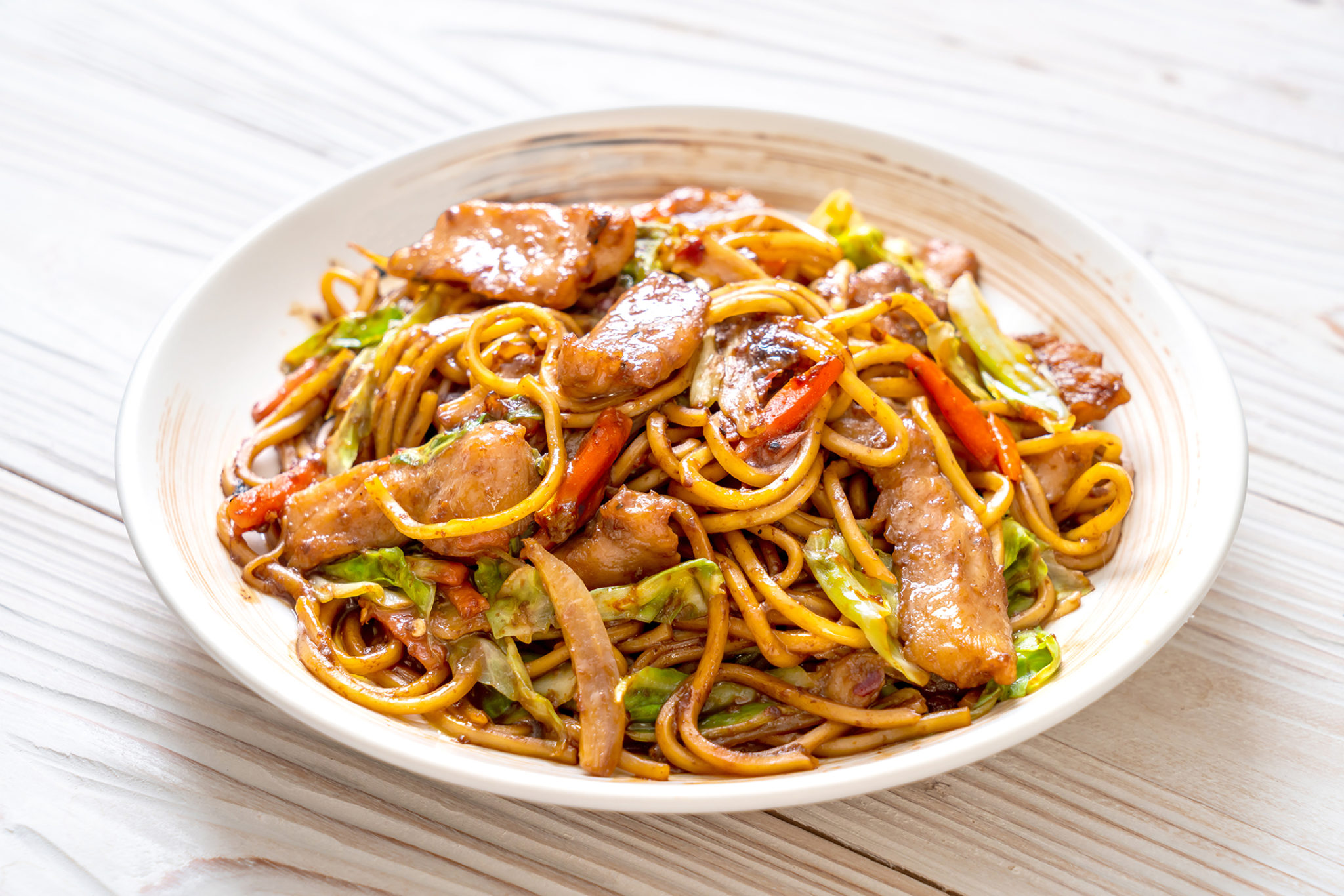 Yakisoba_With-Bkgd_LOW-RES_RGB2-2048x1366.jpg