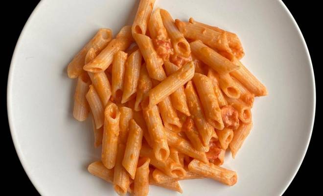 Запеченные в духовке спагетти: трендовый и быстрый рецепт для самых ленивых 🍝