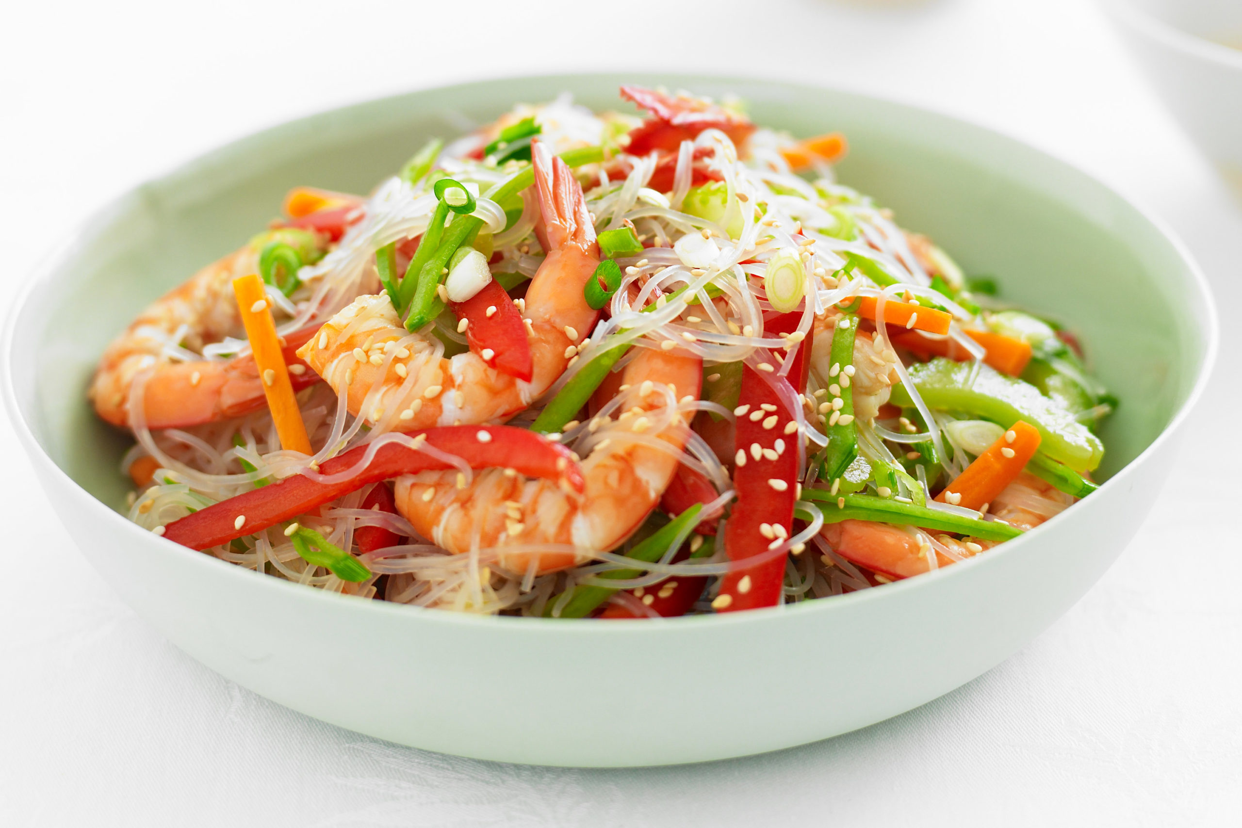 Идеальный рецепт китайской еды: фунчоза с овощами для гурманов - KNOW UA